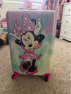 Minnie Mouse kid suitcase