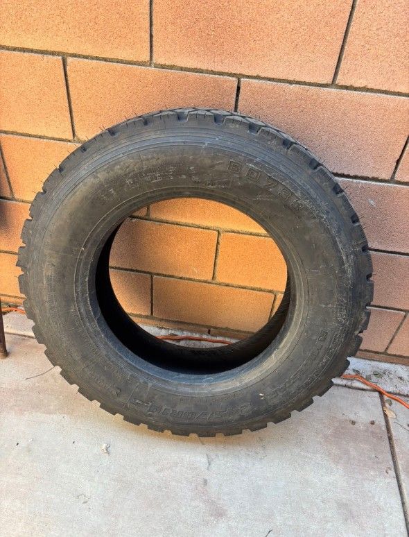Tire 245/70/19.5