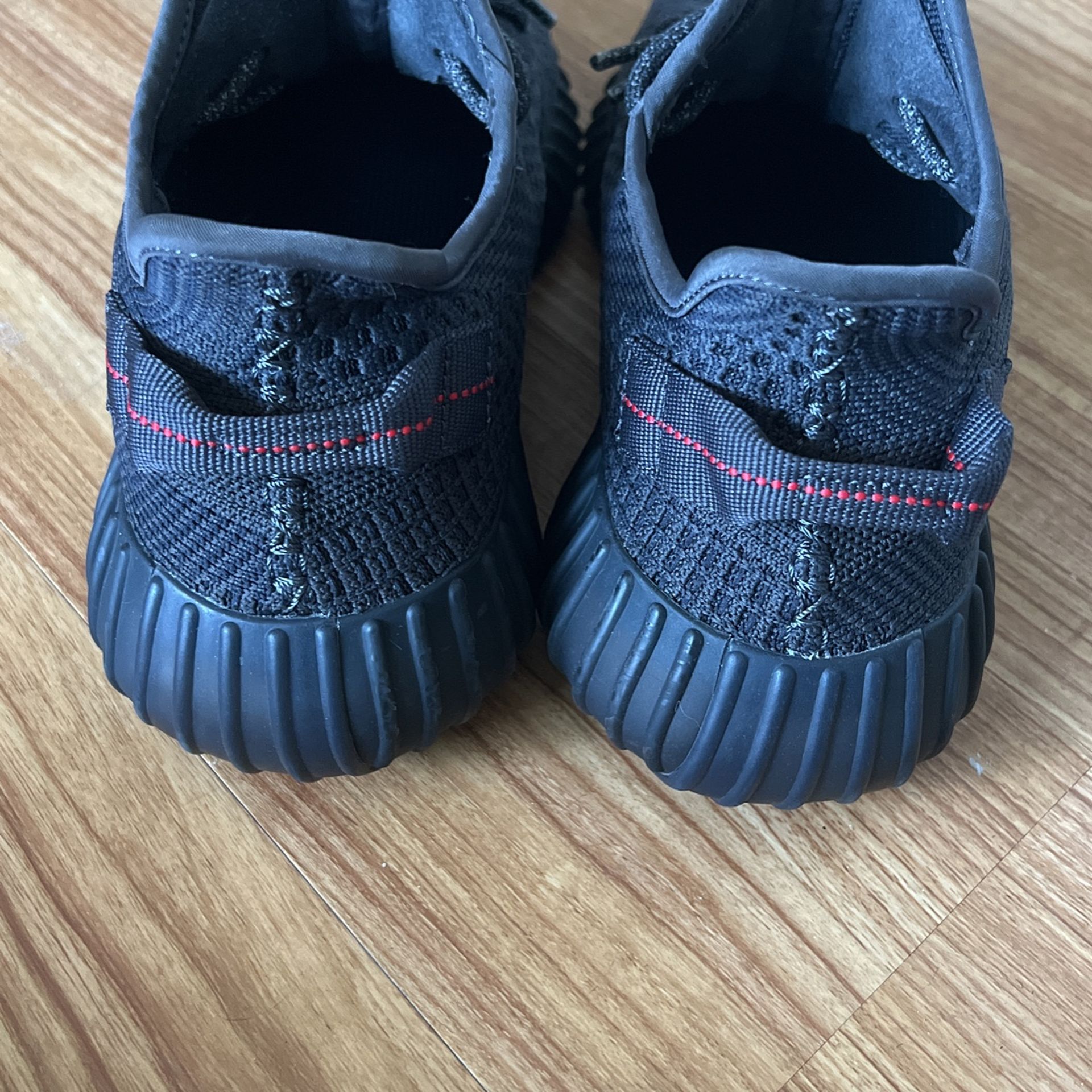 Adidas Yeezy Boost 350 V2 (Non Reflective) display picture 3