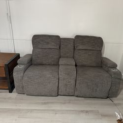 Living Spaces, Automatic, Lifting  Love Seat, And Sofa Set