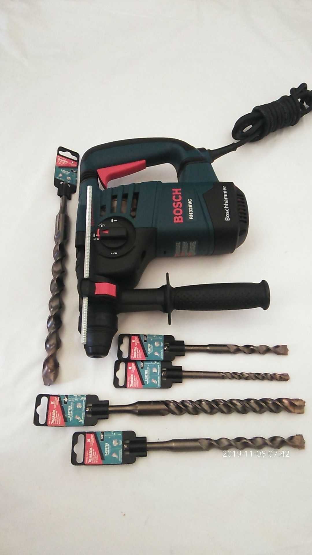 Bosch hammer chiping drill nuevo