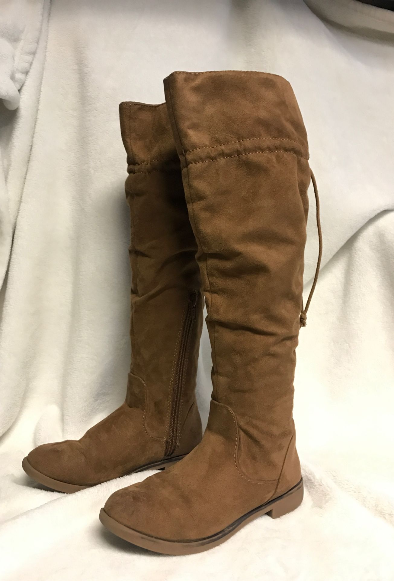 Children’s place girls size 13 boots