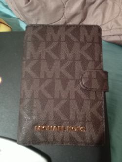 Michael Kors wallet