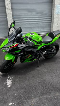 2024 Kawasaki Ninja 650 KRT (ABS)