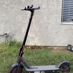 Electric scooter