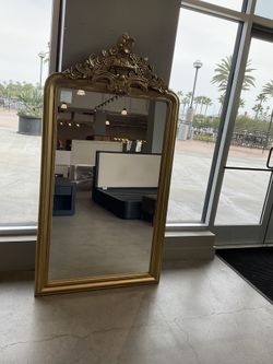Restoration Hardware 