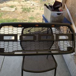 Ford Grill 