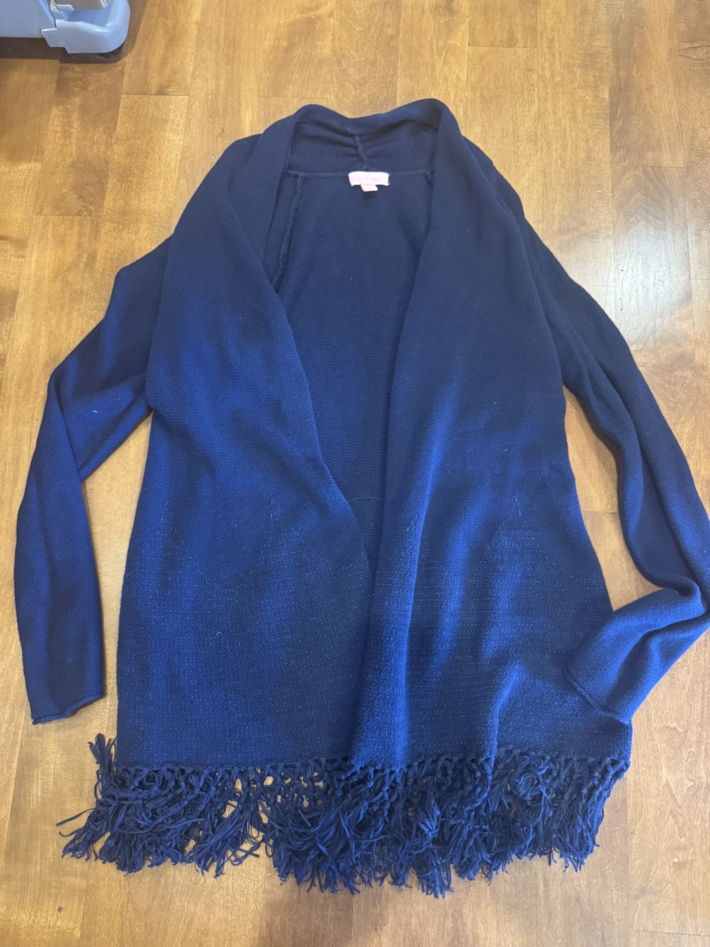 Woman’s Lilly Pulitzer Cardigan Shipping available