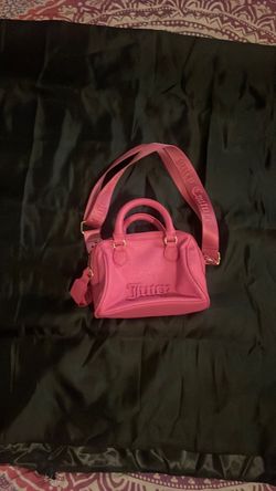 Pink juicy couture