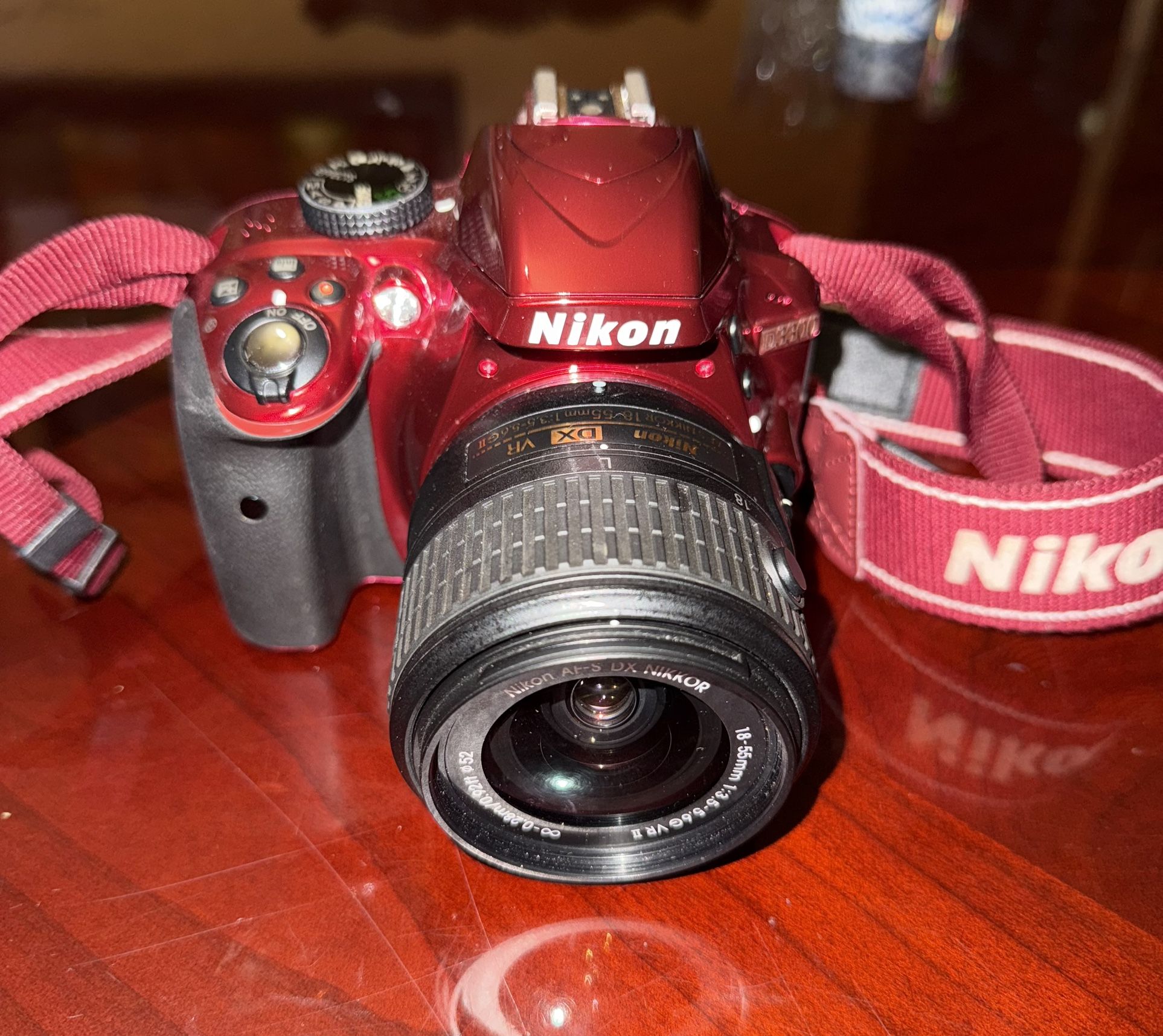 Nikon ,D3300 ,RED
