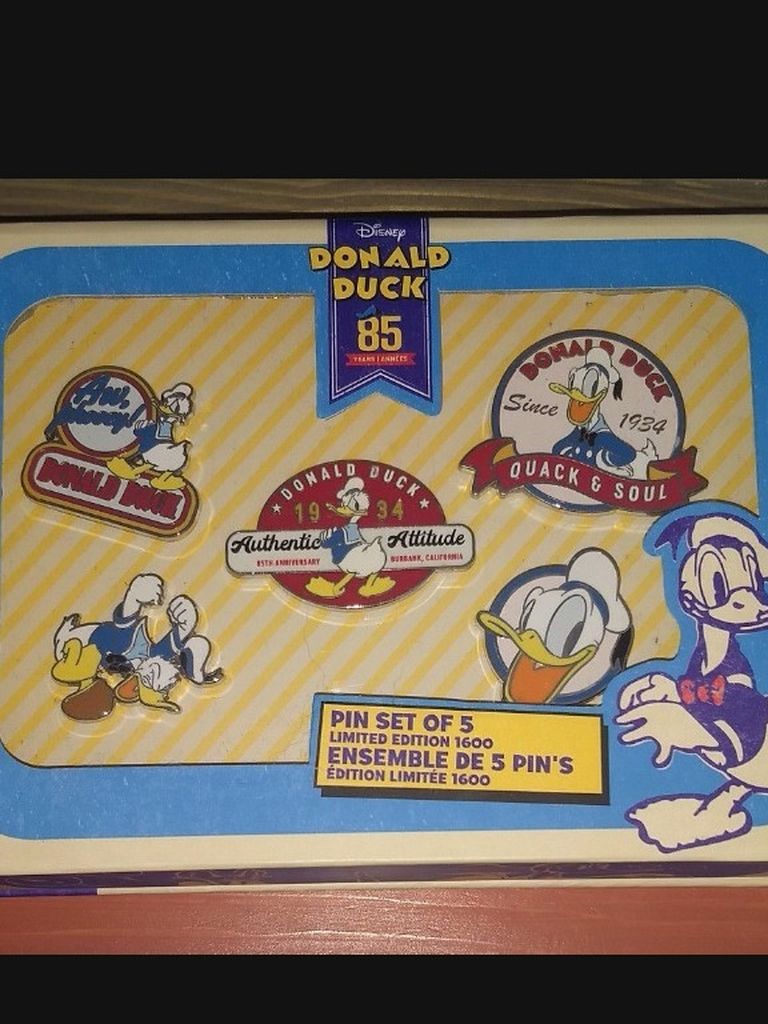 Disney Store Donald Duck 85th Anniversary Limited Edition Pin Set