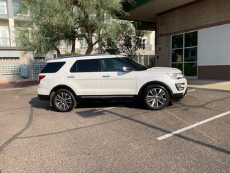 SUV Ford Explore Platinum 2016 very low mileage 43, 154