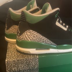 JORDAN 3 PINE GREEN SIZE 13