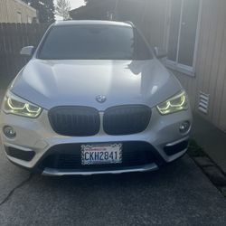 BMW 2016  X1  // 