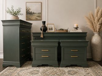 Dresser Bedroom Set- DELIVERY AVAILABLE