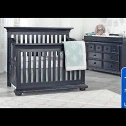 Conversion Crib With Mattress And Dresser