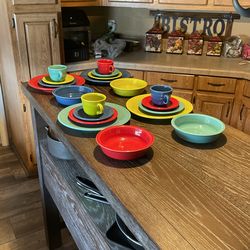 20 piece Fiesta Set