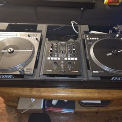 Complete DJ Setup: 2x Rane Twelve MKIIs, Numark Scratch Mixer & Case