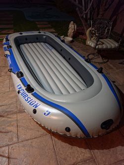 Intex Excursion 5 inflatable boat