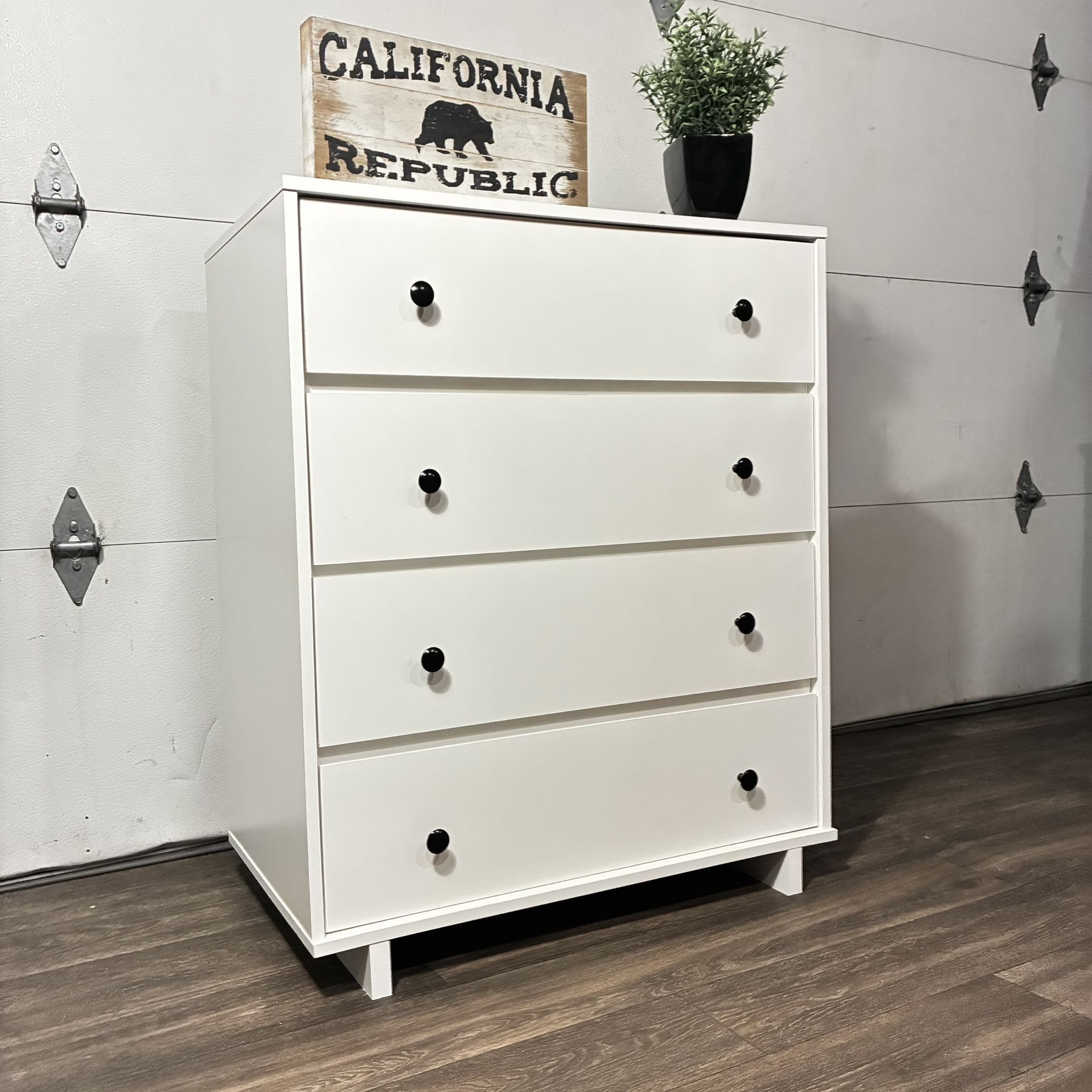 HUGE 4-Drawer White Dresser w/ Black Knobs | LIKE NEW