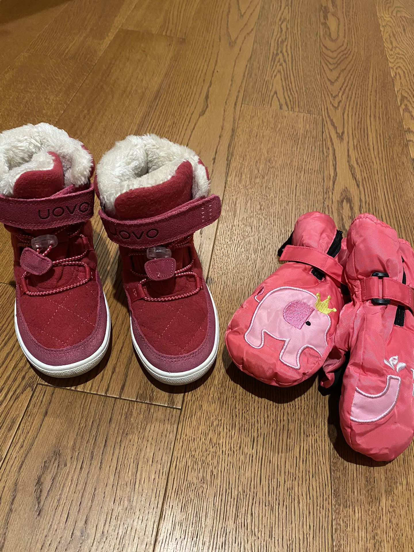 Kids Snow Boots And Gloves