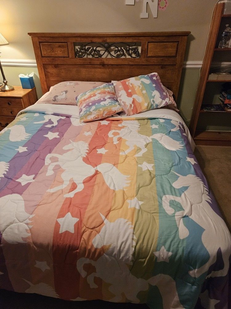 Unicorn Queen/double comforter