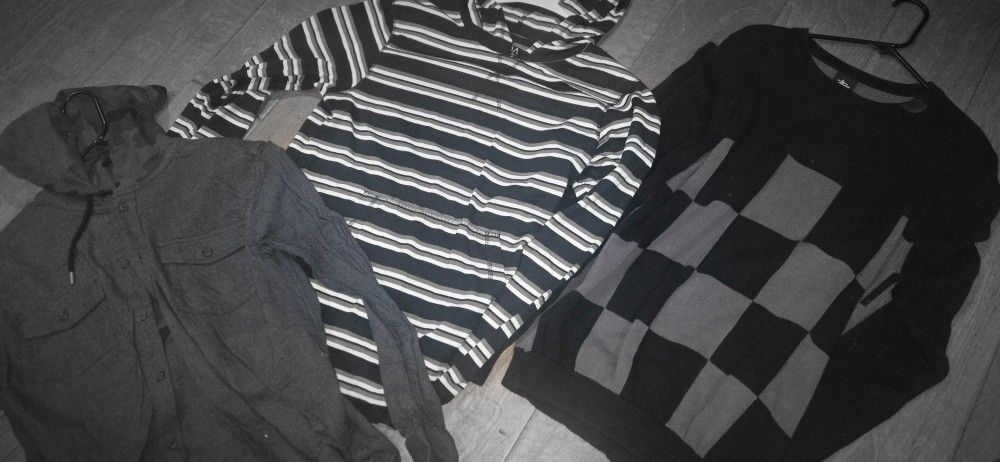 Mens Button Up Shirts 6$ Or All For 120$