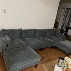 New Mid Century Modern Sectional Couch! Free Delivery 🚚! Financing Available! 