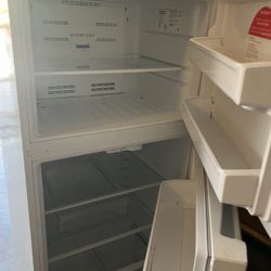 Refrigerator Like New