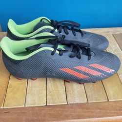 Adidas Soccer Cleats Size 8.5