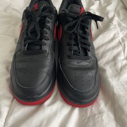 Nike Air Force 1 Low Bred