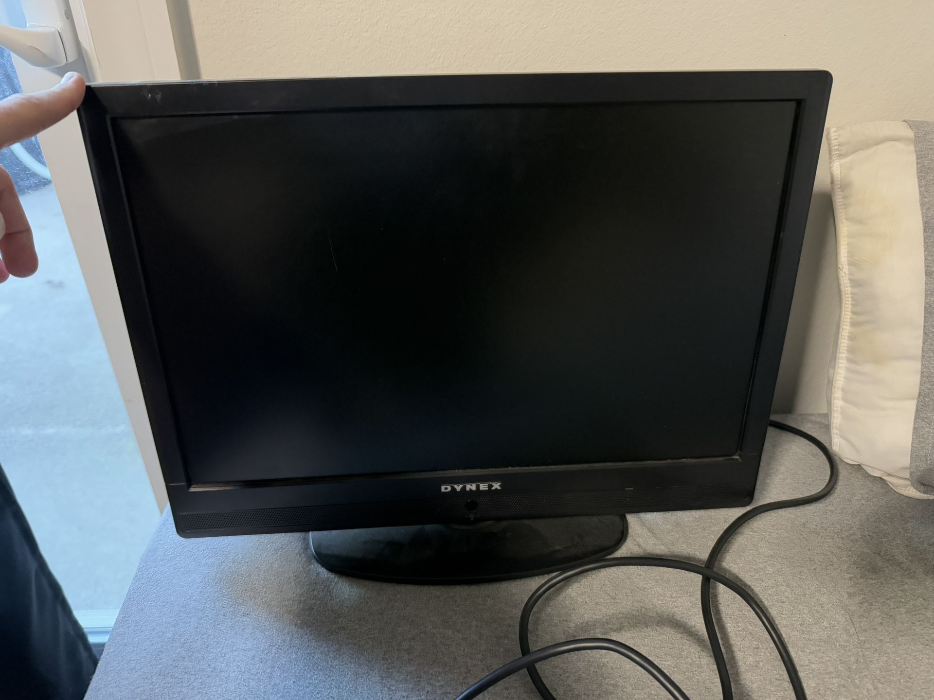 Dynex LCD TV