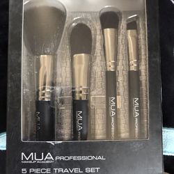 New Mua Makeup Brush Set 