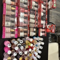 Gel polish and regular polish