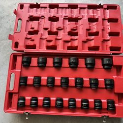 Sunex Tools 1” Drive  Socket Set