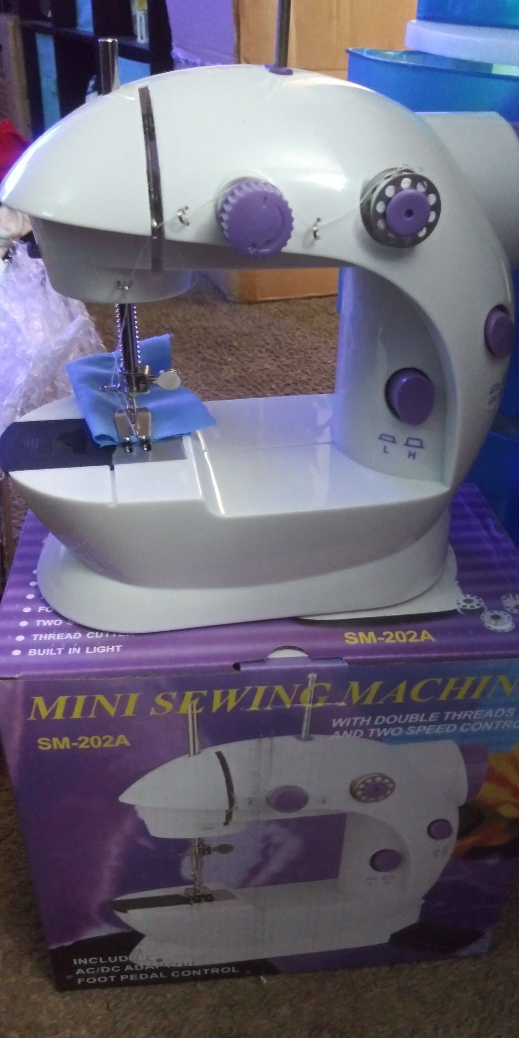 Mini Sewing Machine