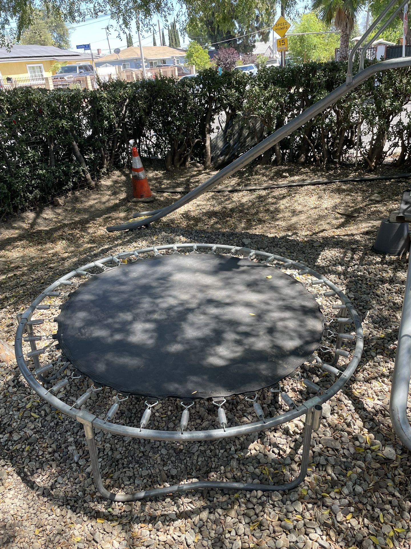 Trampoline- Jump King