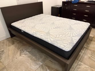 Dark Brown Platform Bed Frame with Mattress