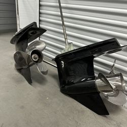 Yamaha Lower Units Left & Right Rotation