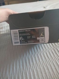 Jordan 1 Mid 6c 