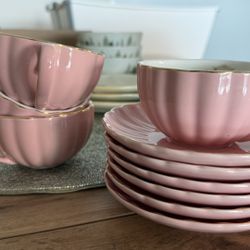 Tea Cups Set With Plates