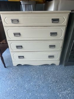 vintage French Provincial style 4-drawer tallboy chest / dresser