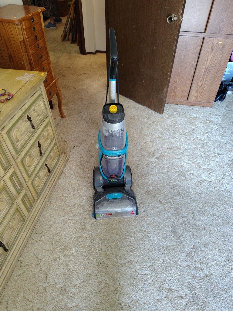 Bissell Revolution Pet Carpet Cleaner