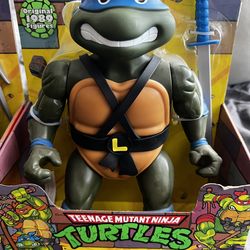 Playmates TMNT Giant figures brand new 3 turtles