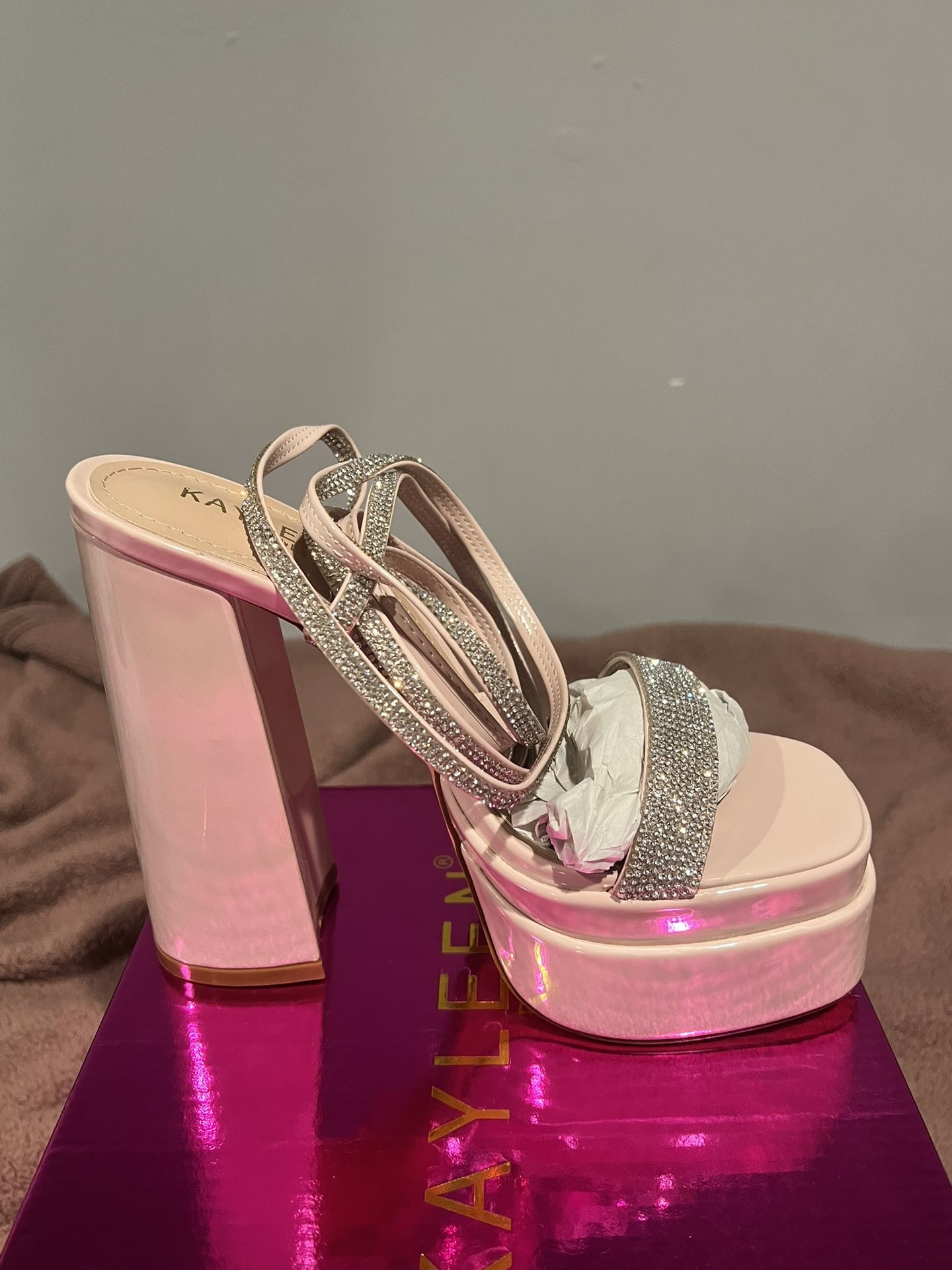 Women’s Pale Pink Rhinestone Heels