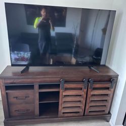 Tv Stand Almost New $350 