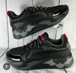 RS-X pumas Batman Edition