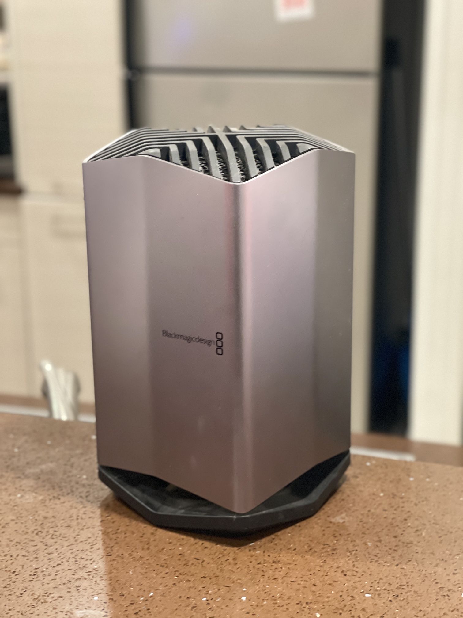 Vega 56 Blackmagic Design Egpu Blackmagic Design EGPU Pro Vega 56