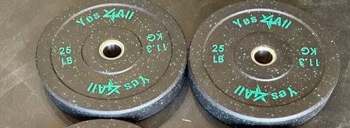 New pair of 25 pounds bumper weights