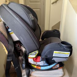 Graco Extend to Fit 3 in 1 car seat 
